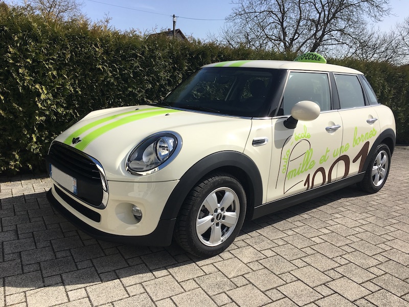 Voiture de l'auto école